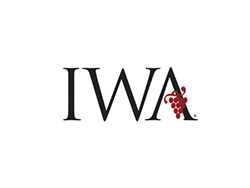 shop-personalized-glassware-at-iwa-wine-accessories
